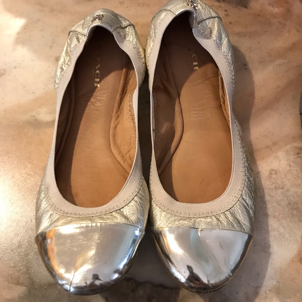 Coach flats